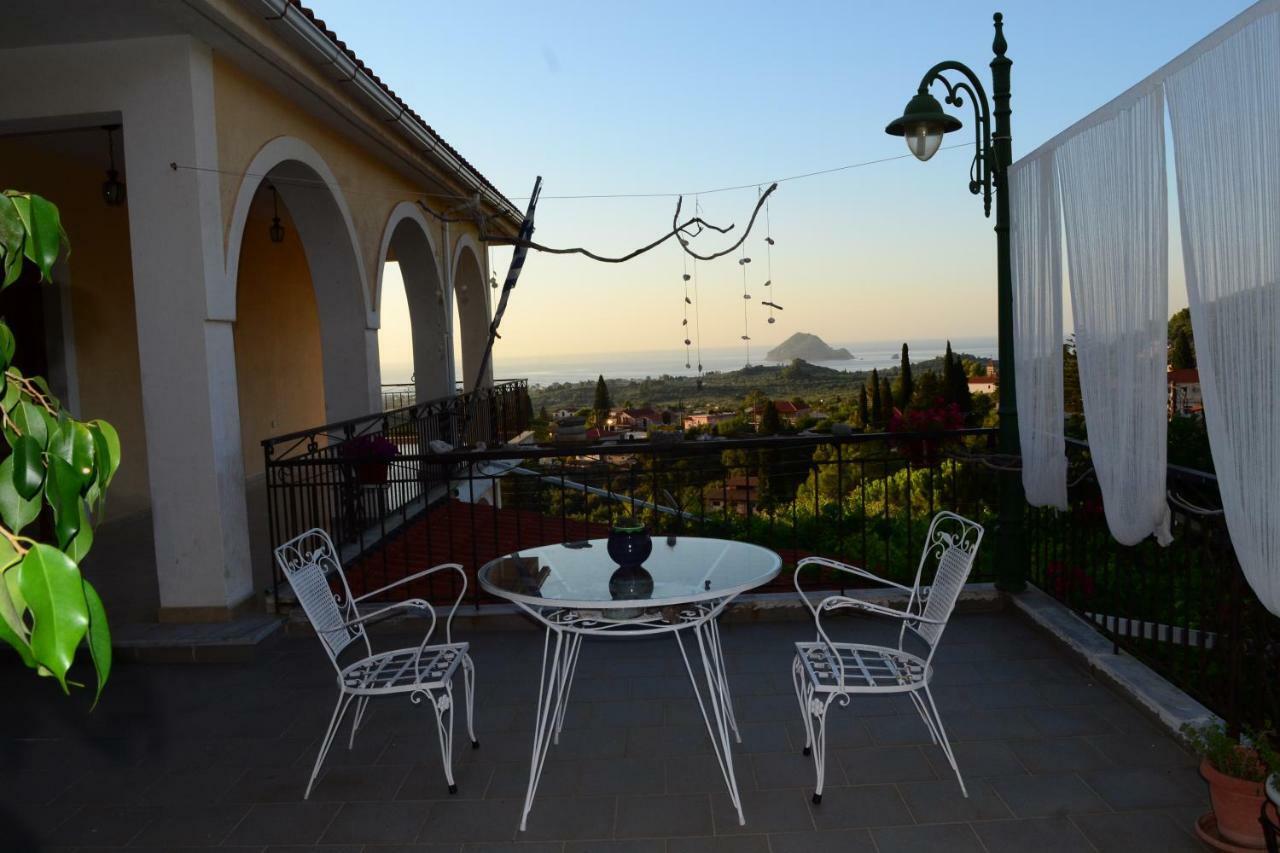 Mayra Apartment Lithakia  Buitenkant foto